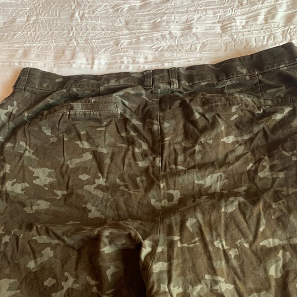 Lane Bryant Camouflage Jeans - Picture 6 of 6